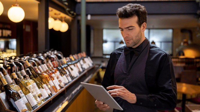 Come scrivere la carta dei vini di un ristorante